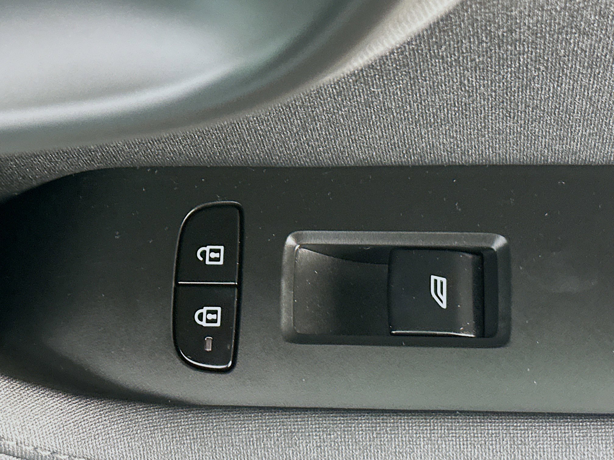 Used 2023 Polestar Polestar 2 w/ Pilot Pack image 28