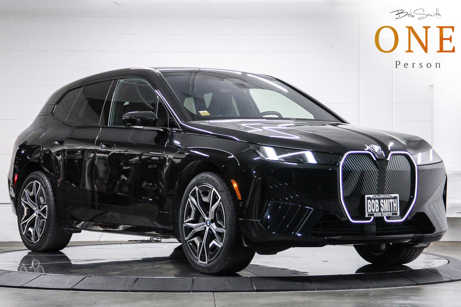 Used 2026 BMW iX xDrive60 AWD/4WD image 1