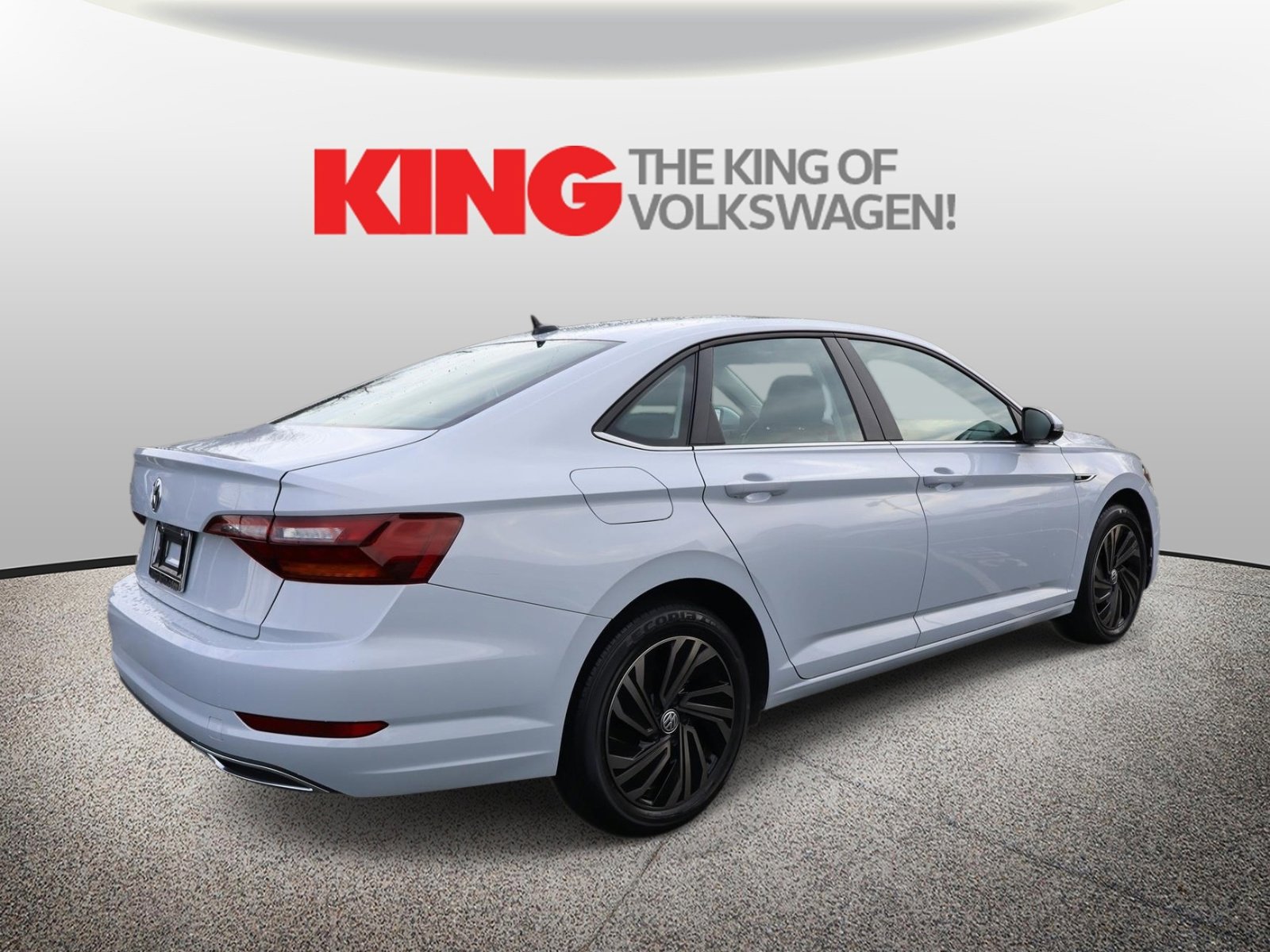 Used 2019 Volkswagen Jetta SEL Premium image 3