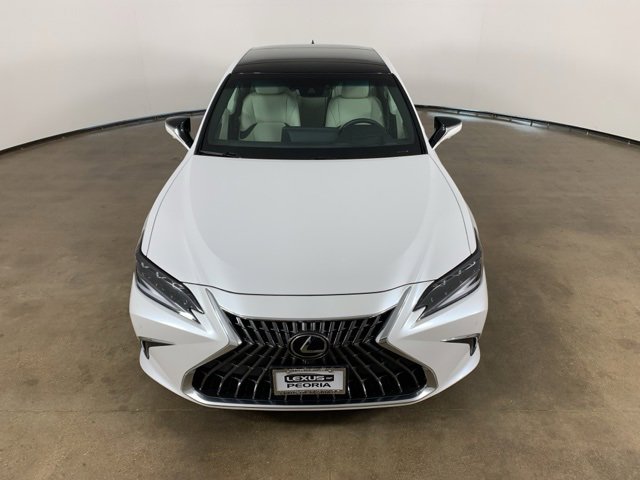 Used 2025 Lexus ES 350 Ultra Luxury w/ Accessory Package (Z2) image 4