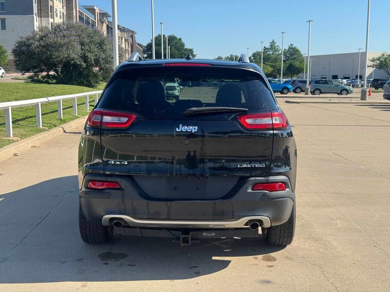 Used 2014 Jeep Cherokee Limited AWD/4WD image 5
