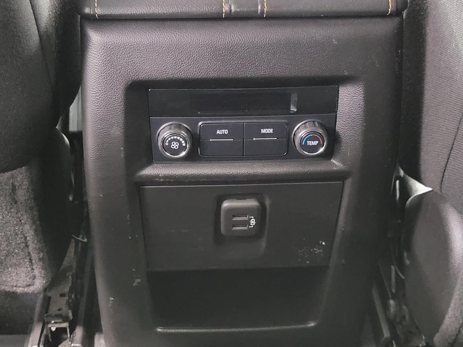 Used 2021 Chevrolet Traverse LT w/ LPO, Floor Liner Package AWD/4WD image 52