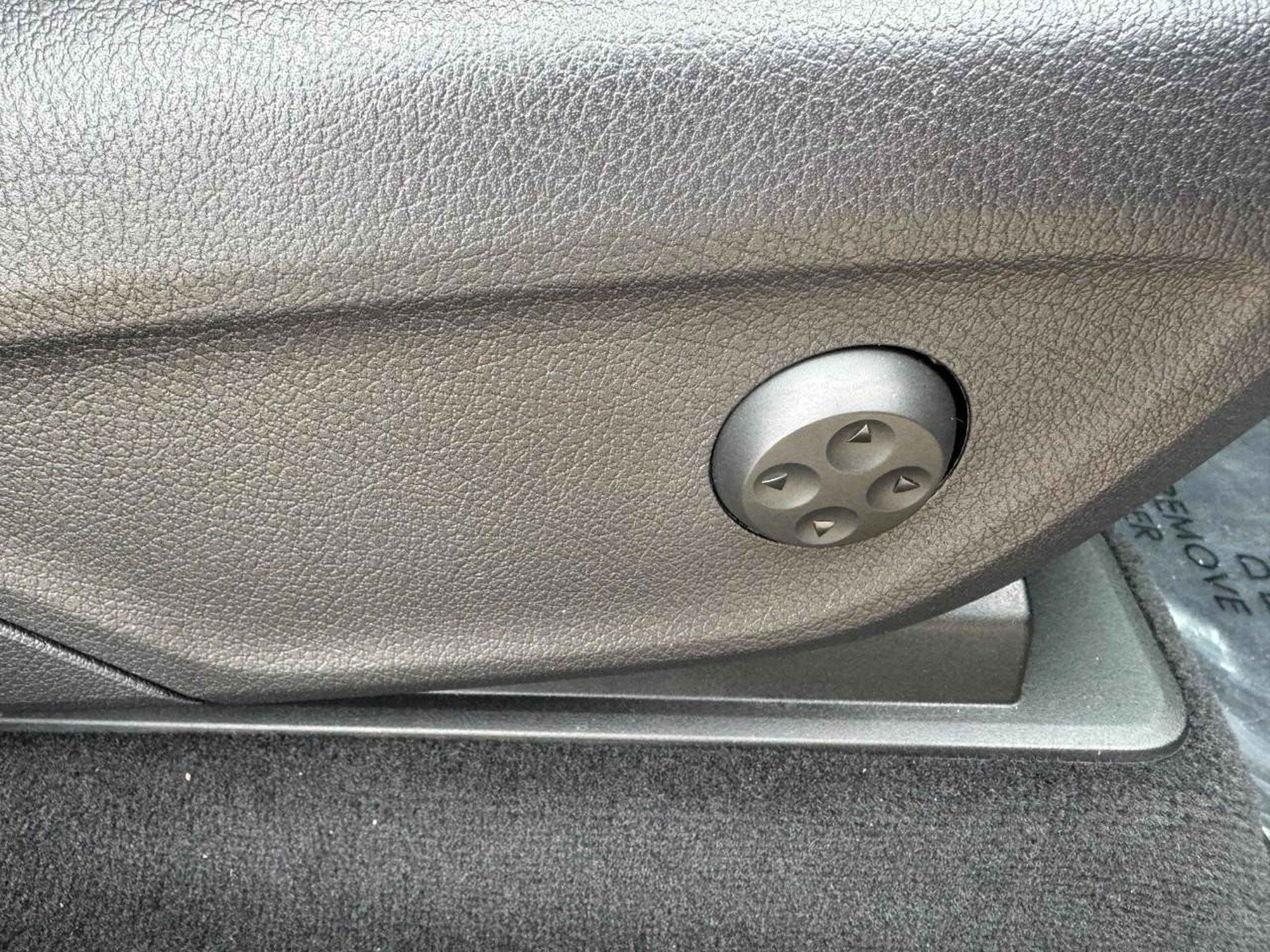 Used 2022 Mercedes-Benz GLE 350 4MATIC image 19