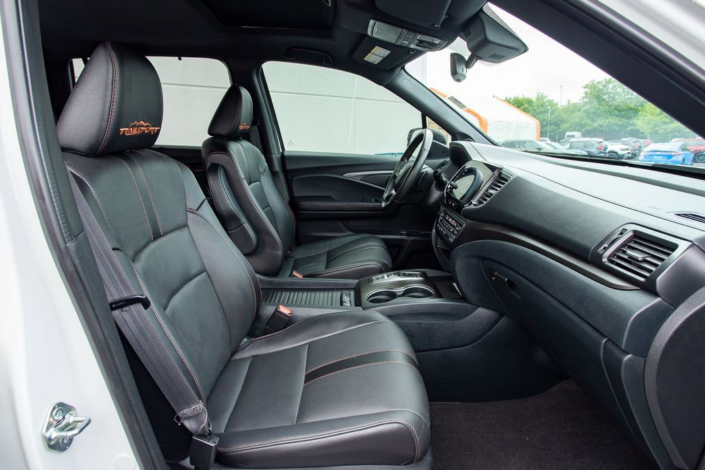 Certified 2023 Honda Passport TrailSport image 22
