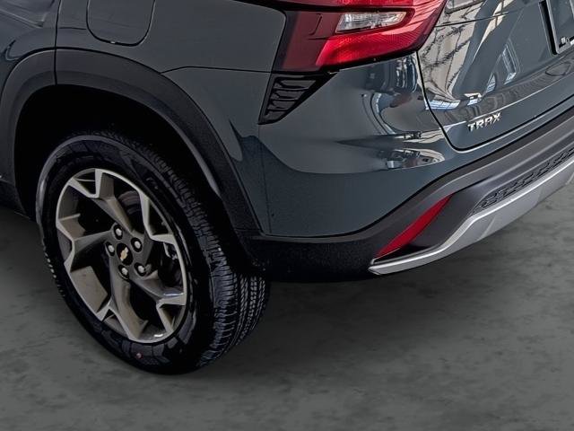 New 2026 Chevrolet Trax LT w/ LT Convenience Package FWD image 9