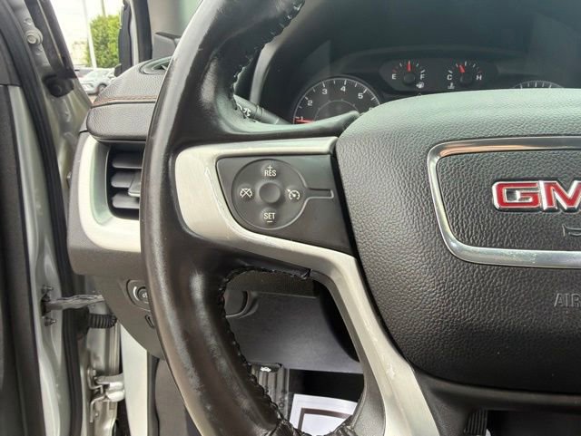 Used 2018 GMC Terrain SLE w/ Driver Convenience Package FWD image 34