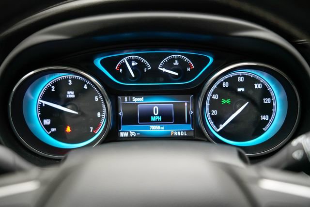 Used 2018 Buick Envision Essence FWD image 32