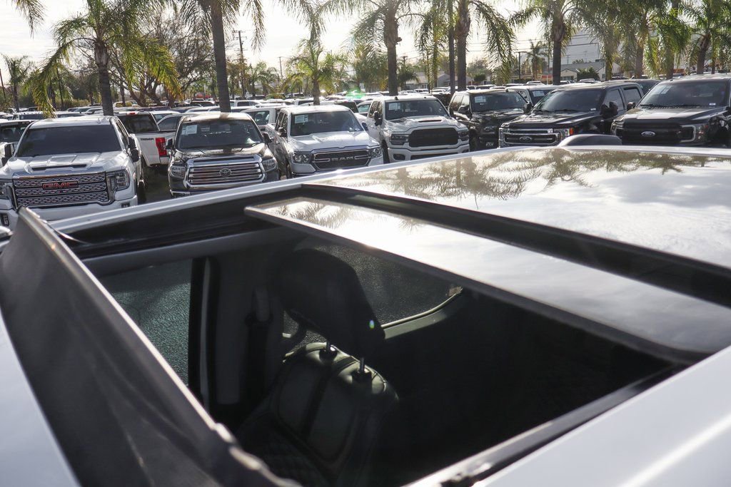 Used 2024 Ford F250 Lariat w/ Lariat Ultimate Package image 31