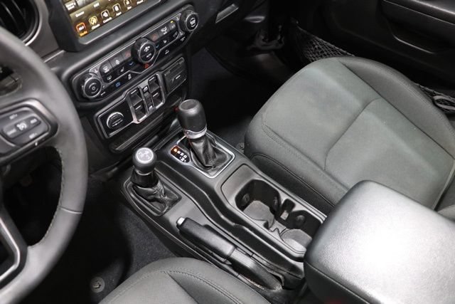Used 2023 Jeep Wrangler Unlimited w/ Sun & Screen Package AWD/4WD image 33