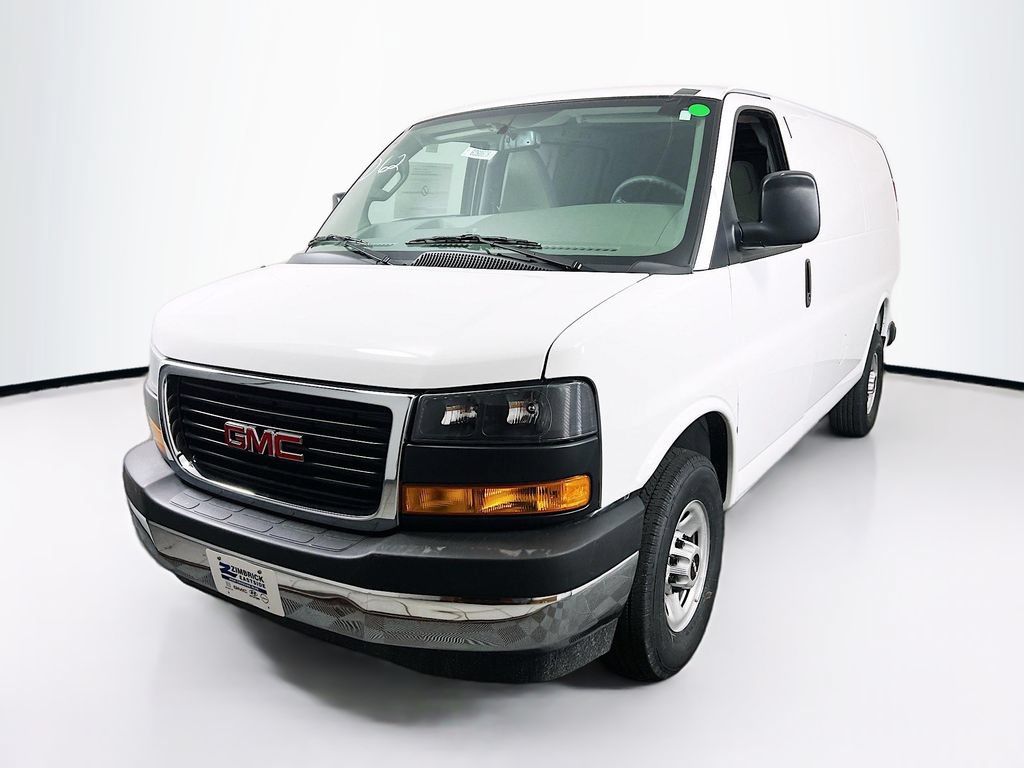 New 2026 GMC Savana 3500 w/ Driver Convenience Package RWD image 3