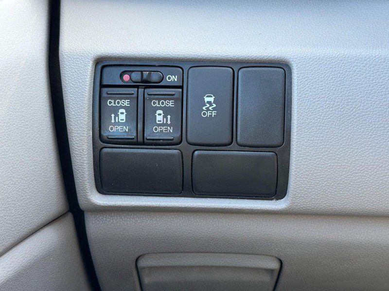 Used 2014 Honda Odyssey EX image 17