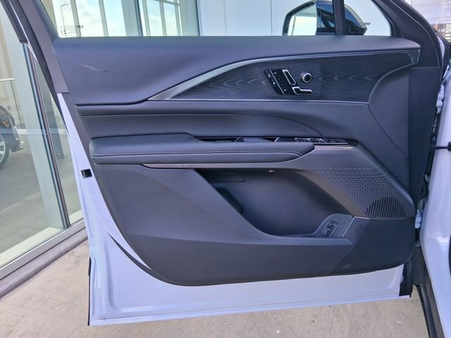 New 2026 Cadillac Lyriq Sport image 18