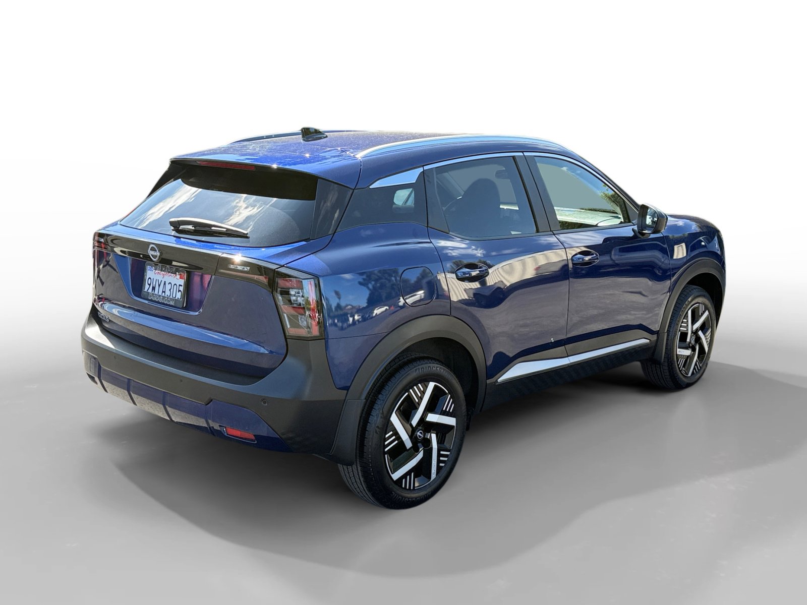 Used 2026 Nissan Kicks SV FWD image 5
