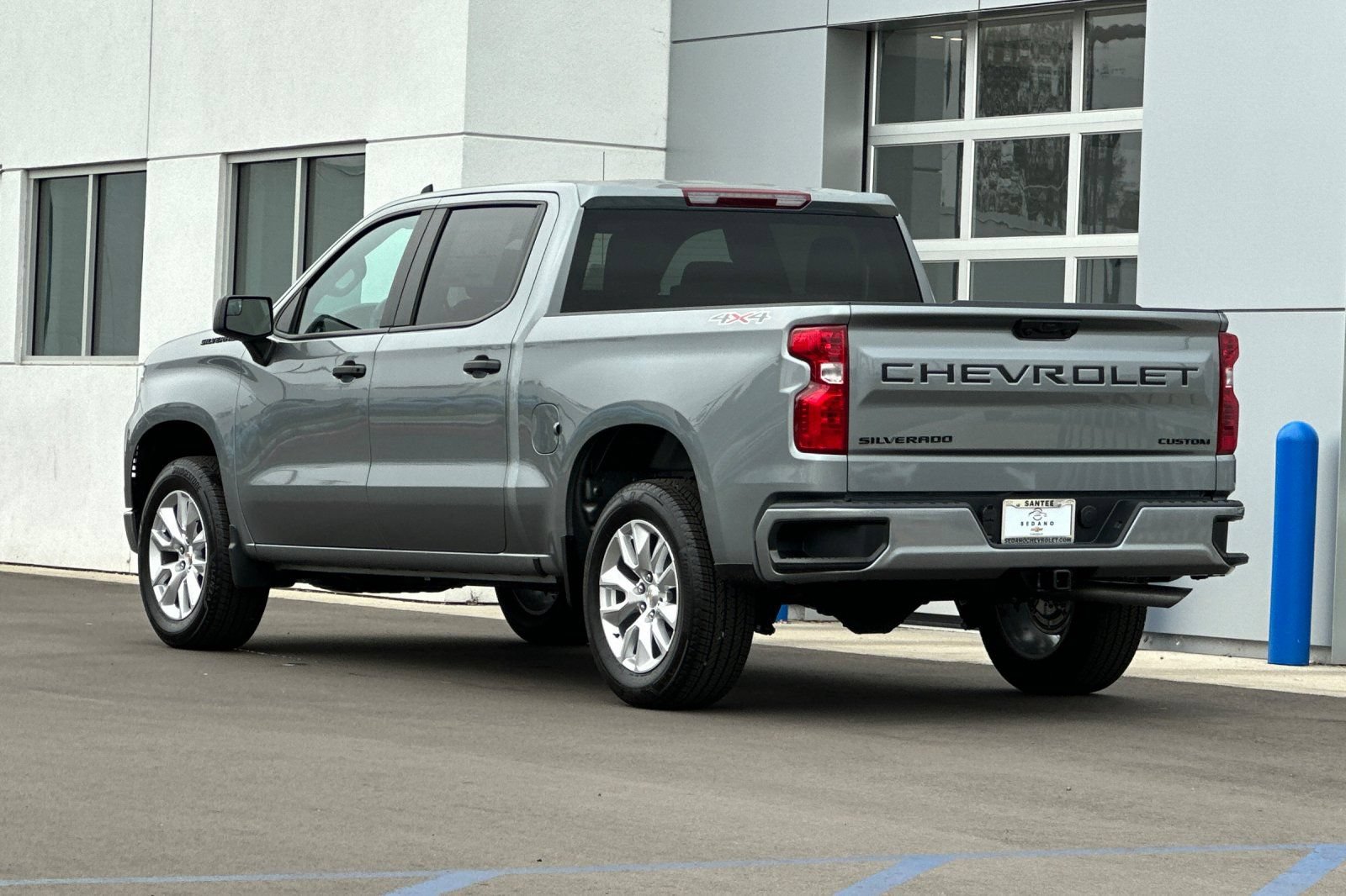 New 2026 Chevrolet Silverado 1500 Custom w/ LPO, Dark Essentials Package AWD/4WD image 6