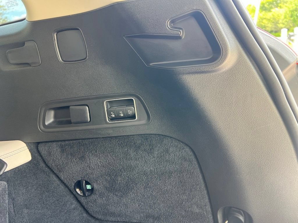 Used 2022 Mercedes-Benz GLS 450 4MATIC image 14