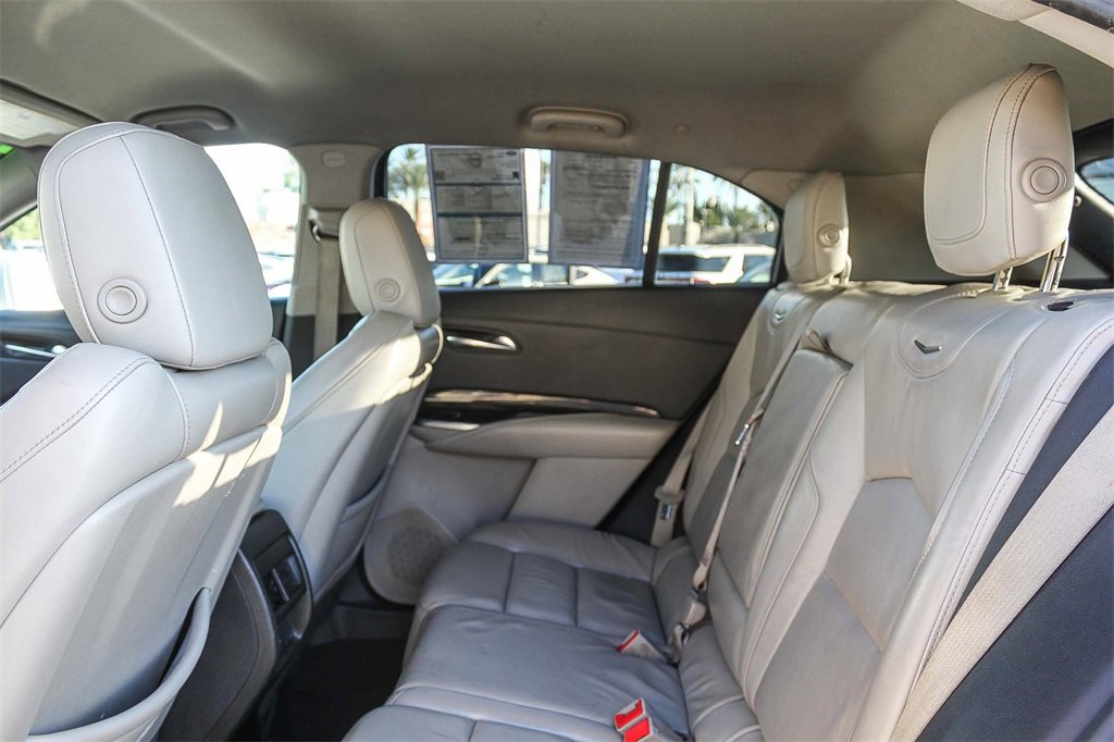 Used 2020 Cadillac XT4 Premium Luxury image 23
