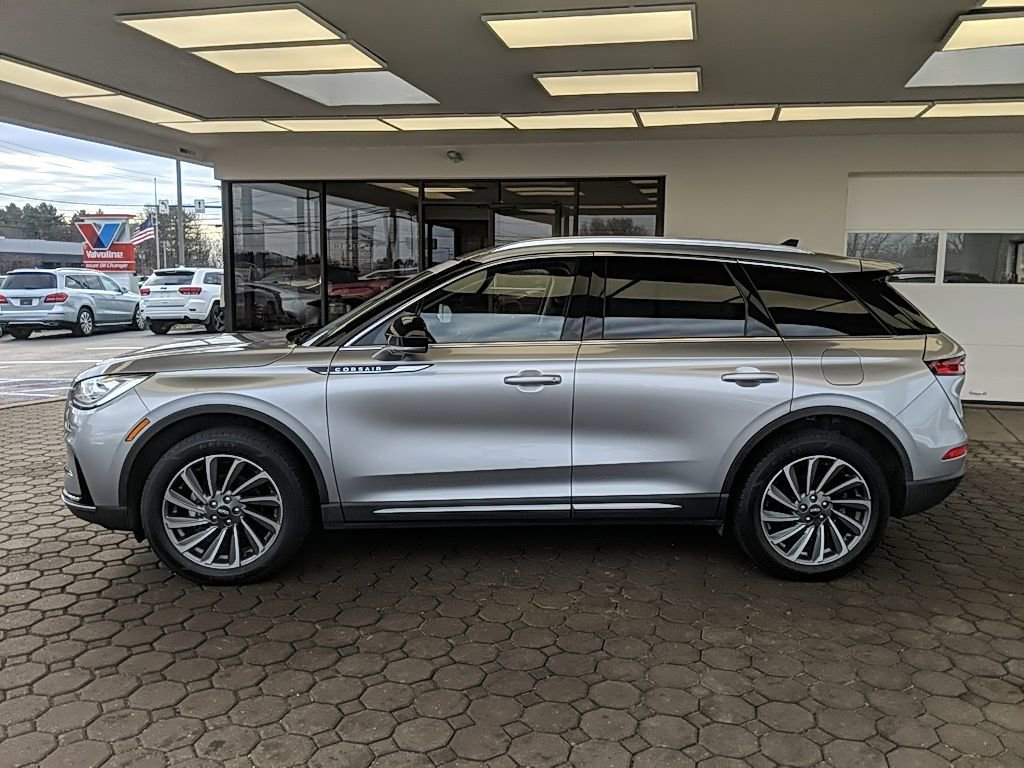 Certified 2023 Lincoln Corsair Reserve image 8