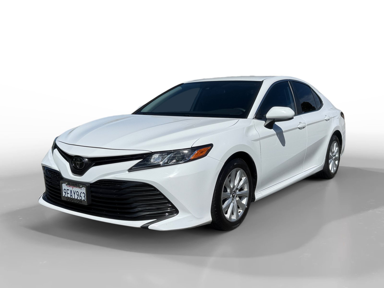 Used 2019 Toyota Camry LE w/ Carpet Mat Package FWD image 1