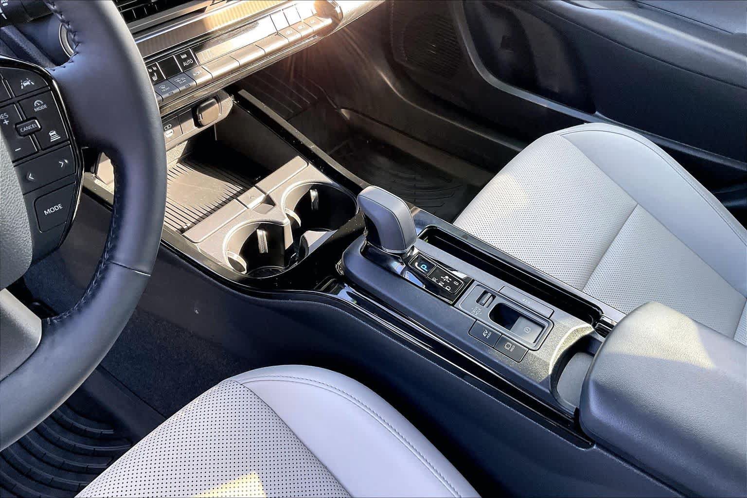 Certified 2026 Toyota Prius XLE FWD image 16