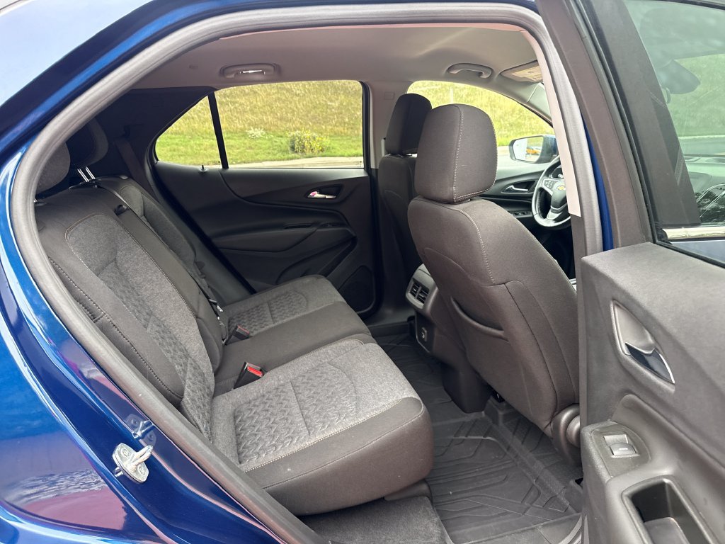 Used 2022 Chevrolet Equinox LT AWD/4WD image 25