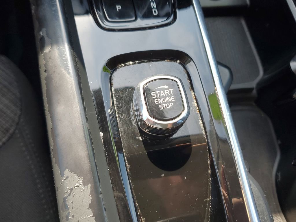 Used 2024 Volvo XC60 B5 Core image 33