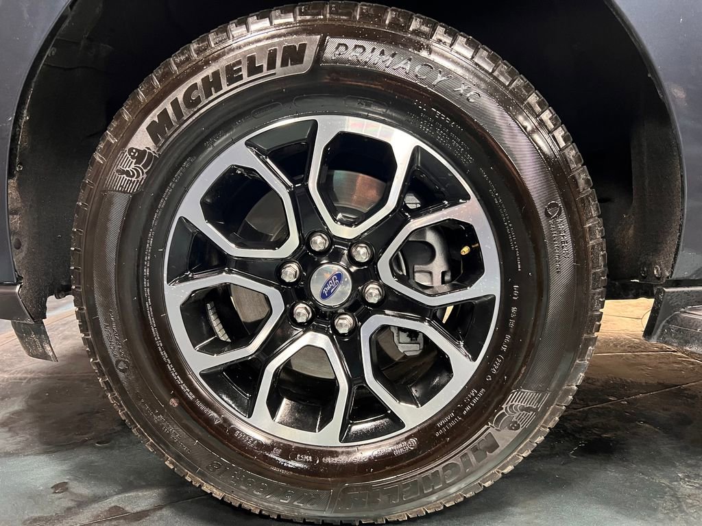 Used 2024 Ford Expedition XLT image 35