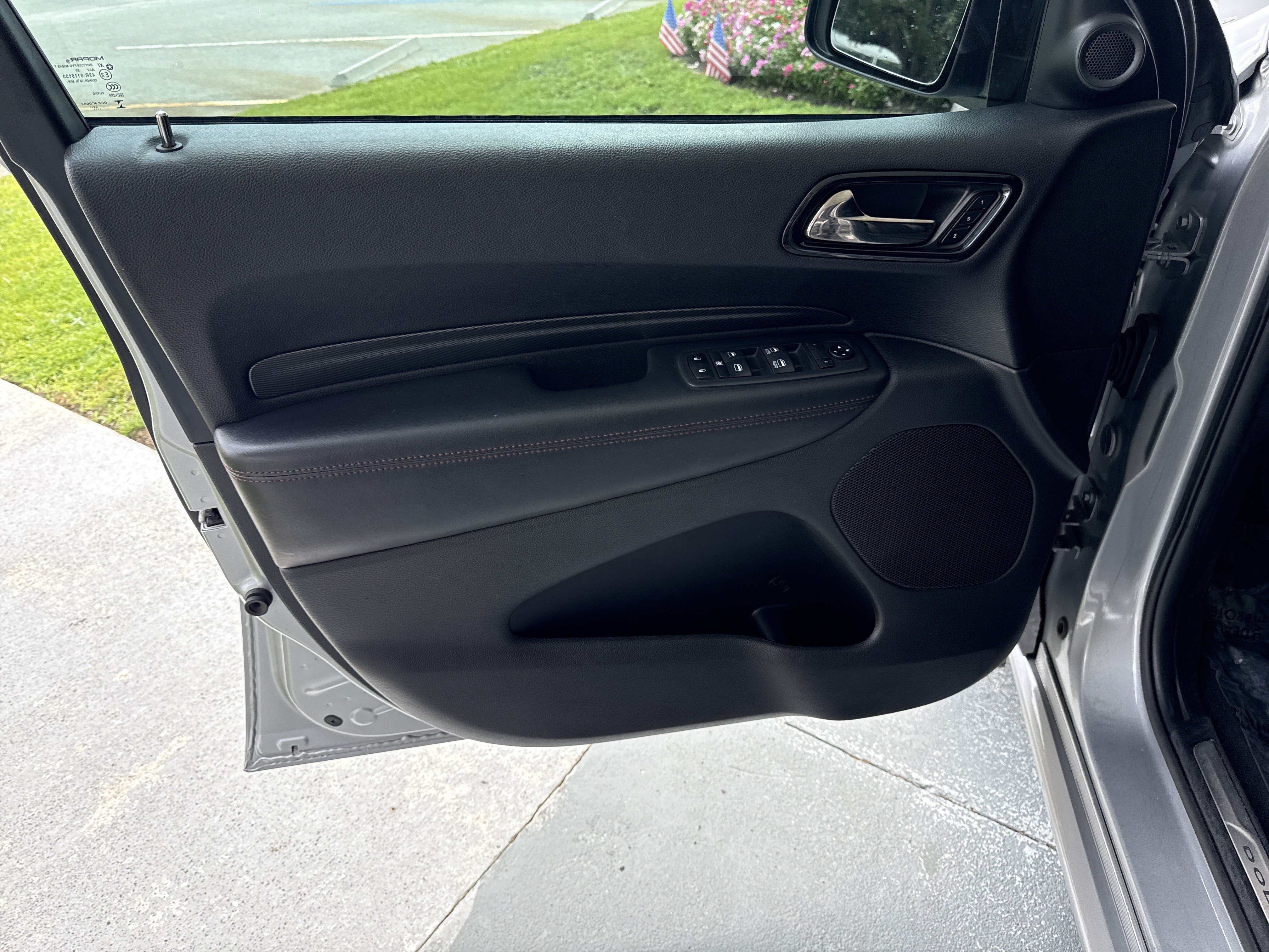 Used 2021 Dodge Durango R/T w/ Blacktop Package RWD image 14