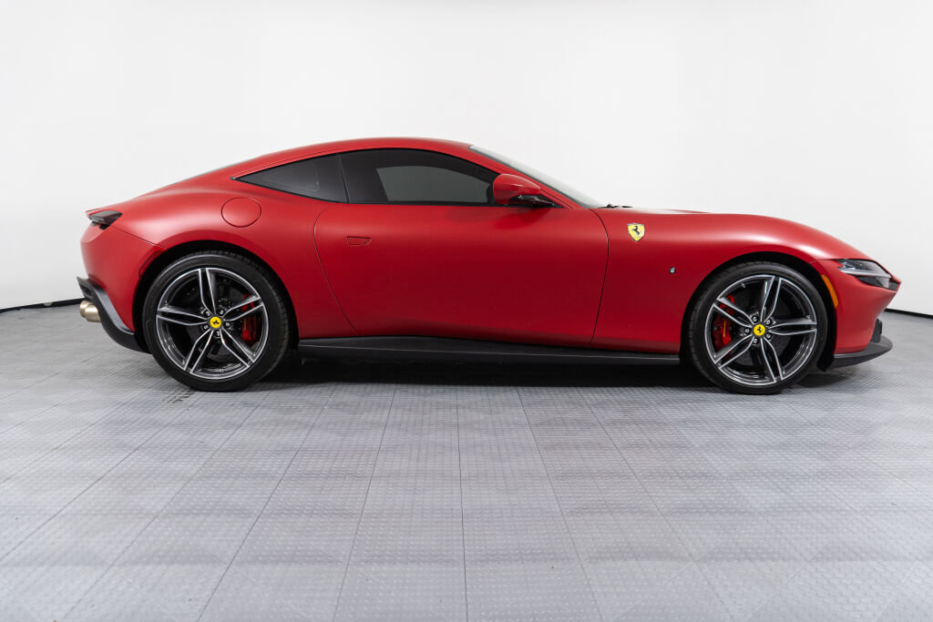 Certified 2024 Ferrari Roma image 5