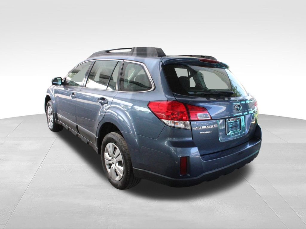 Used 2013 Subaru Outback 2.5i AWD/4WD image 14