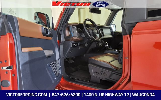 Used 2023 Ford Bronco Outer Banks w/ Sasquatch Package AWD/4WD image 7