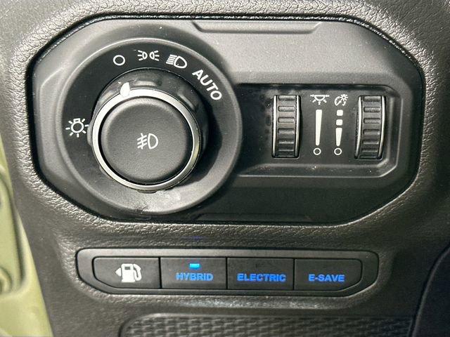 Used 2021 Jeep Wrangler Unlimited Sahara w/ Cold Weather Group image 24