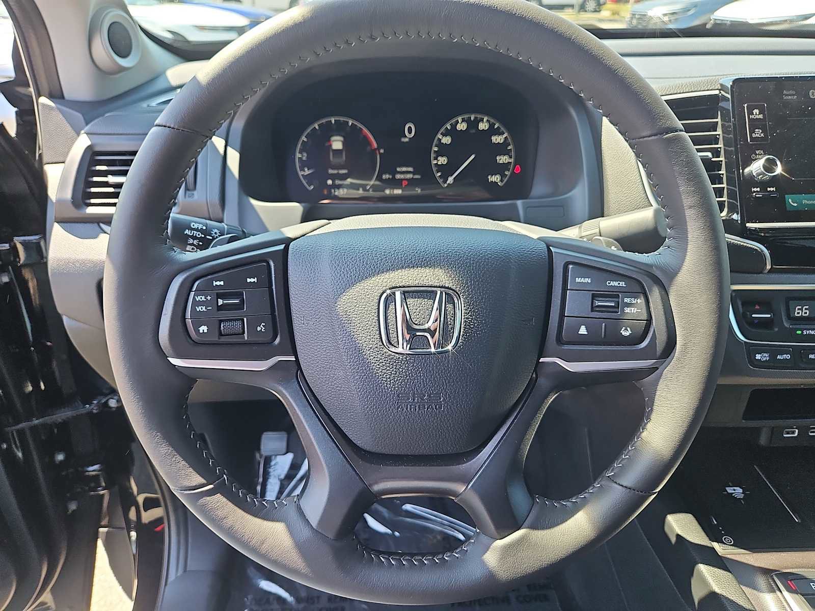 Used 2025 Honda Ridgeline Sport image 15