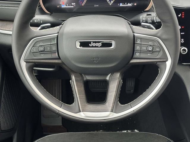 New 2026 Jeep Grand Cherokee Laredo image 10