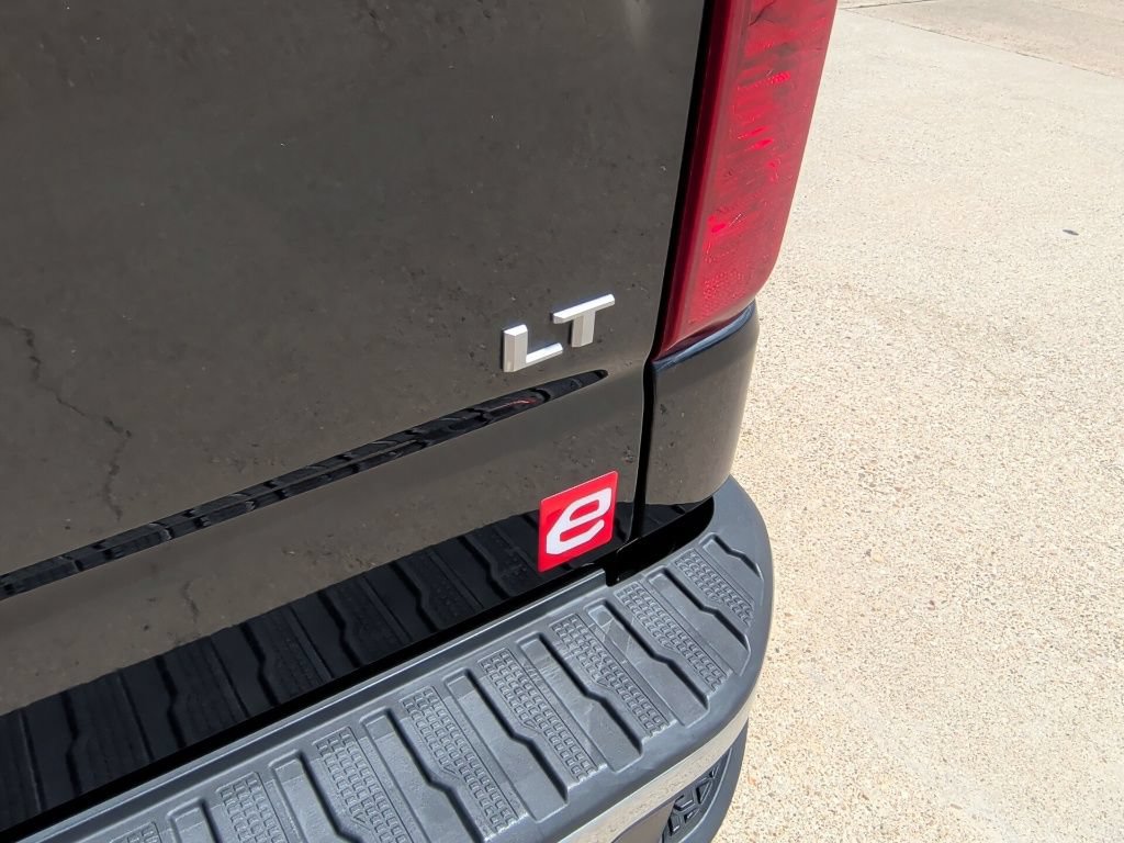 Used 2020 Chevrolet Silverado 1500 LT w/ Texas Edition RWD image 44