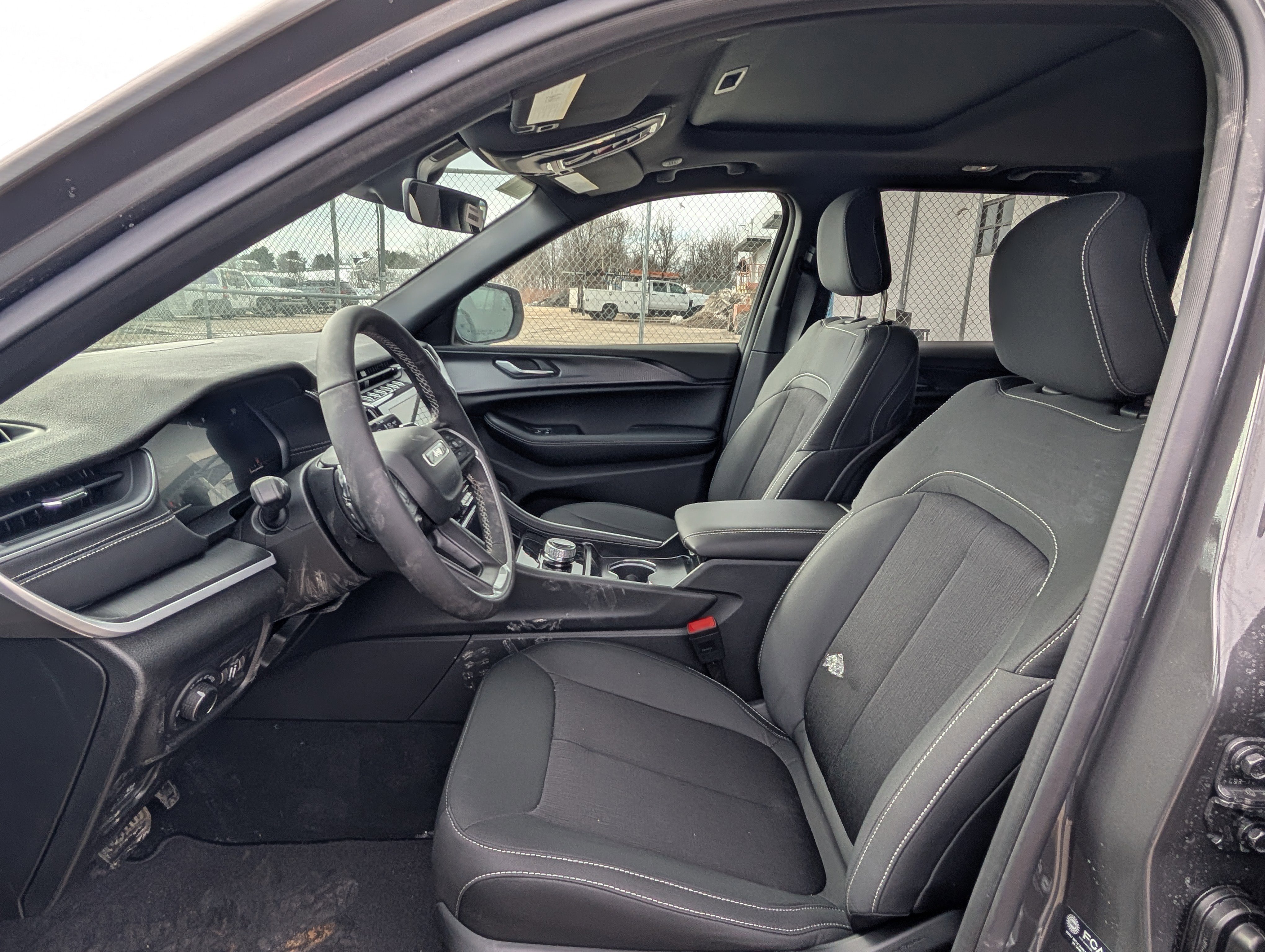 New 2026 Jeep Grand Cherokee Laredo X image 9