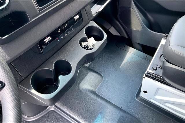 New 2026 Mercedes-Benz Sprinter 2500 image 24
