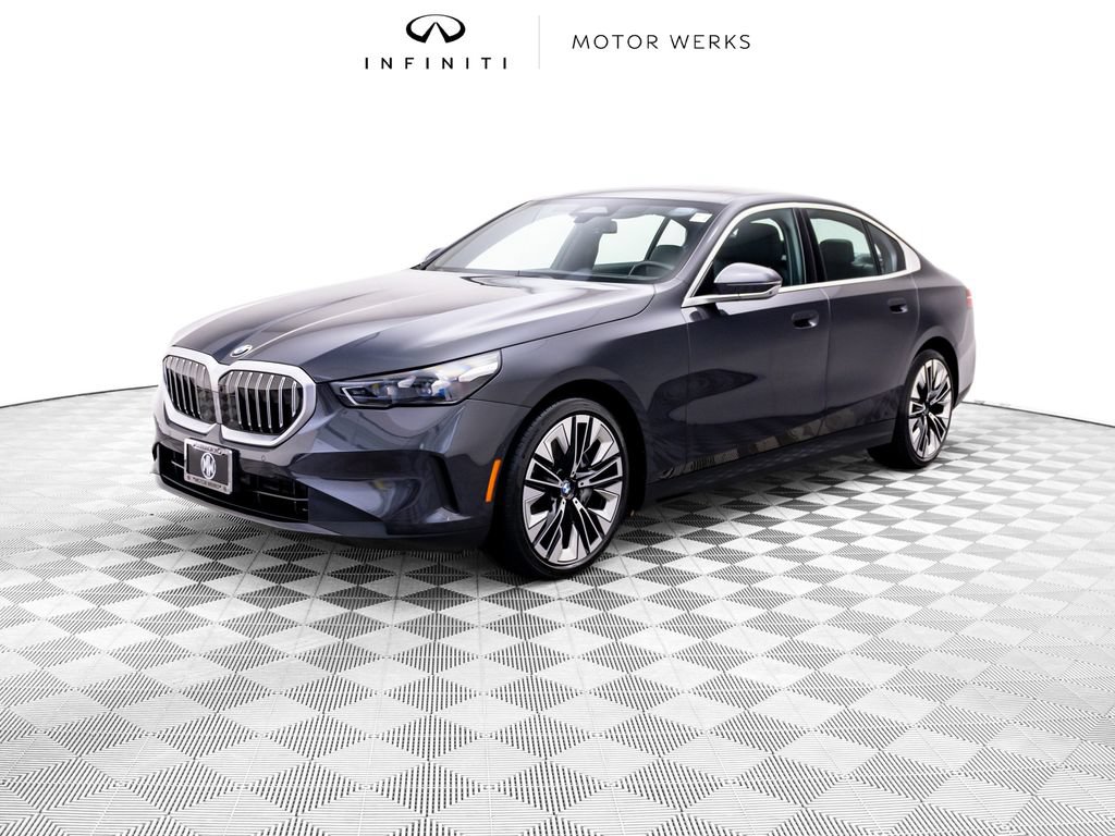 Used 2024 BMW 540i xDrive w/ Premium Package AWD/4WD image 1