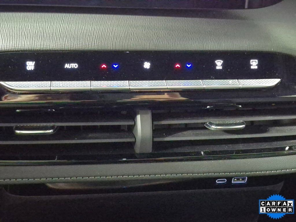 Certified 2025 Buick Enclave Preferred image 18