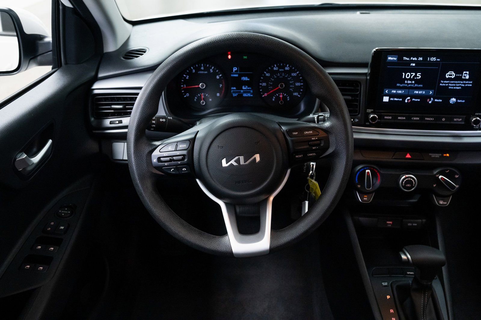 Used 2023 Kia Rio S image 12