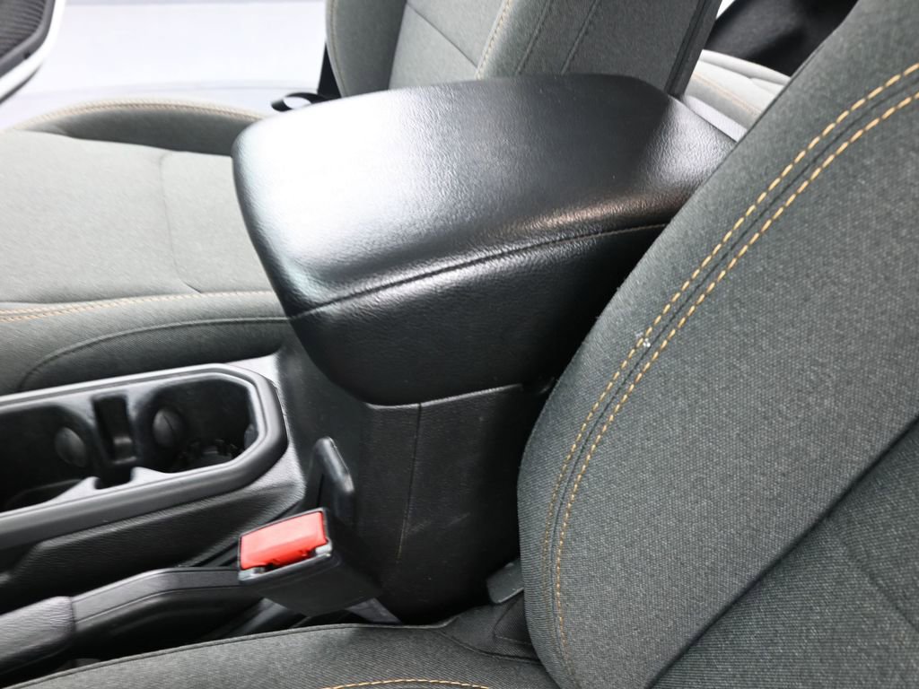 Used 2024 Jeep Wrangler Sport S image 17