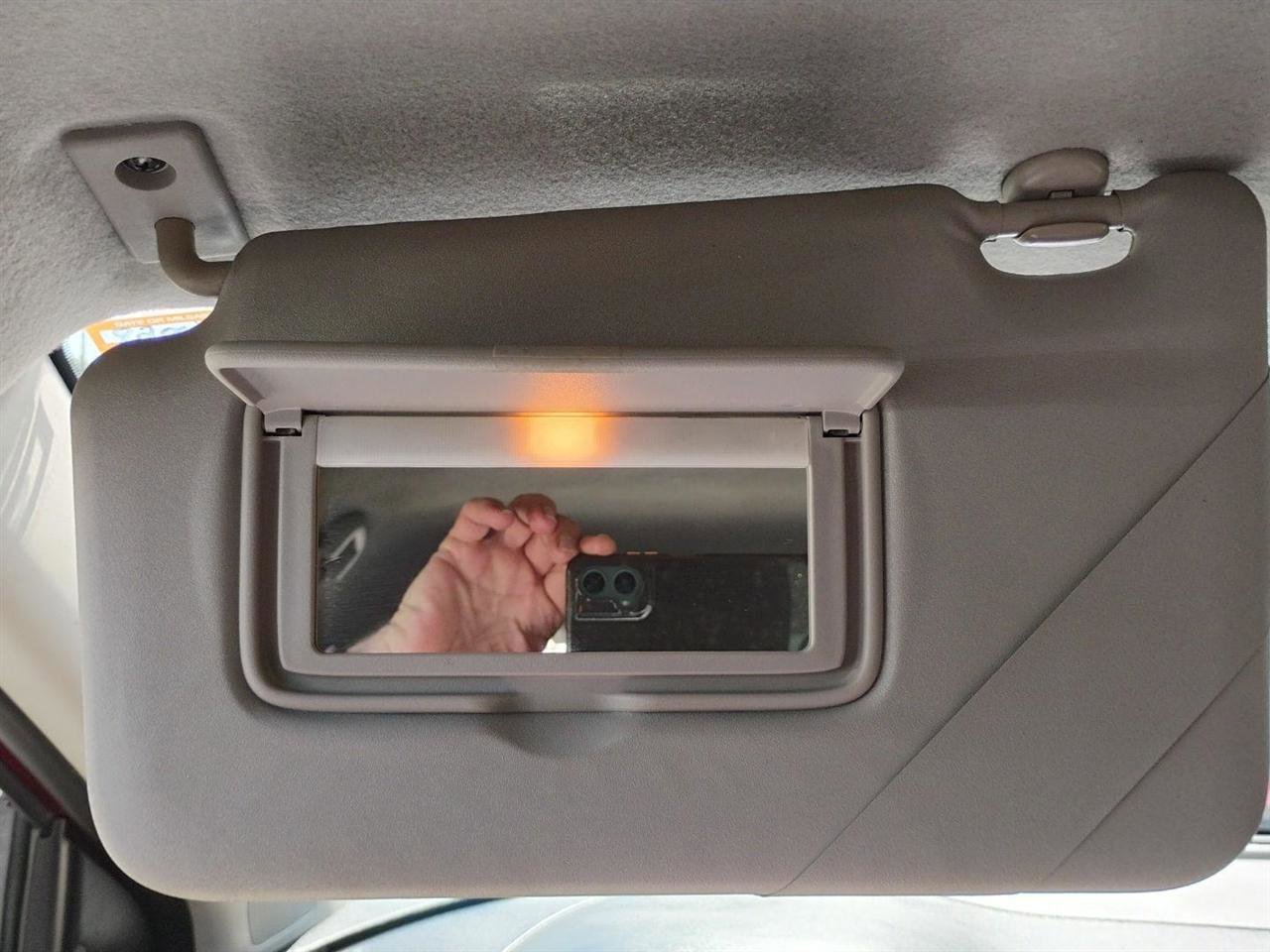 Used 2022 Nissan Kicks SV FWD image 18