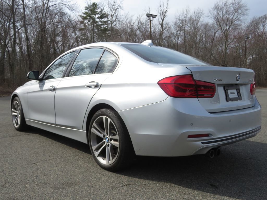 Used 2017 BMW 330i xDrive Sedan image 7