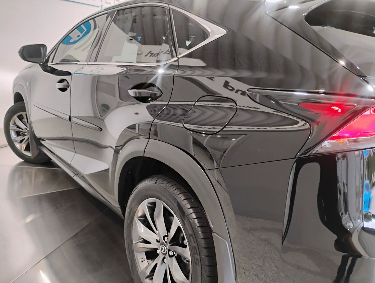Used 2017 Lexus NX 200t FWD image 6