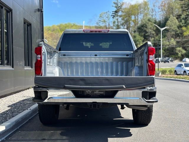 Used 2024 Chevrolet Silverado 1500 LT AWD/4WD image 55