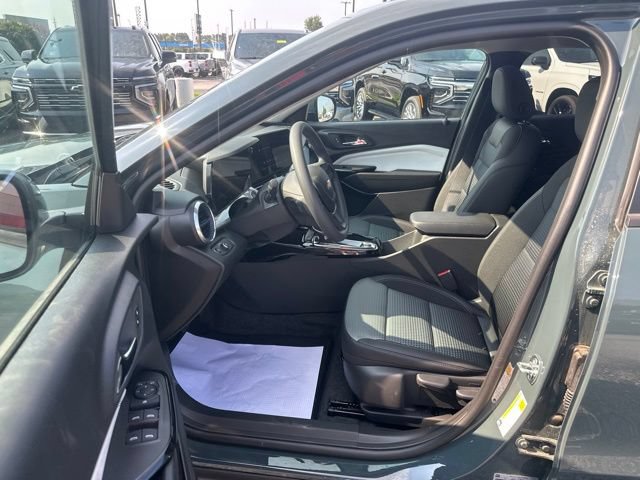 New 2026 Chevrolet Trax LT FWD image 16
