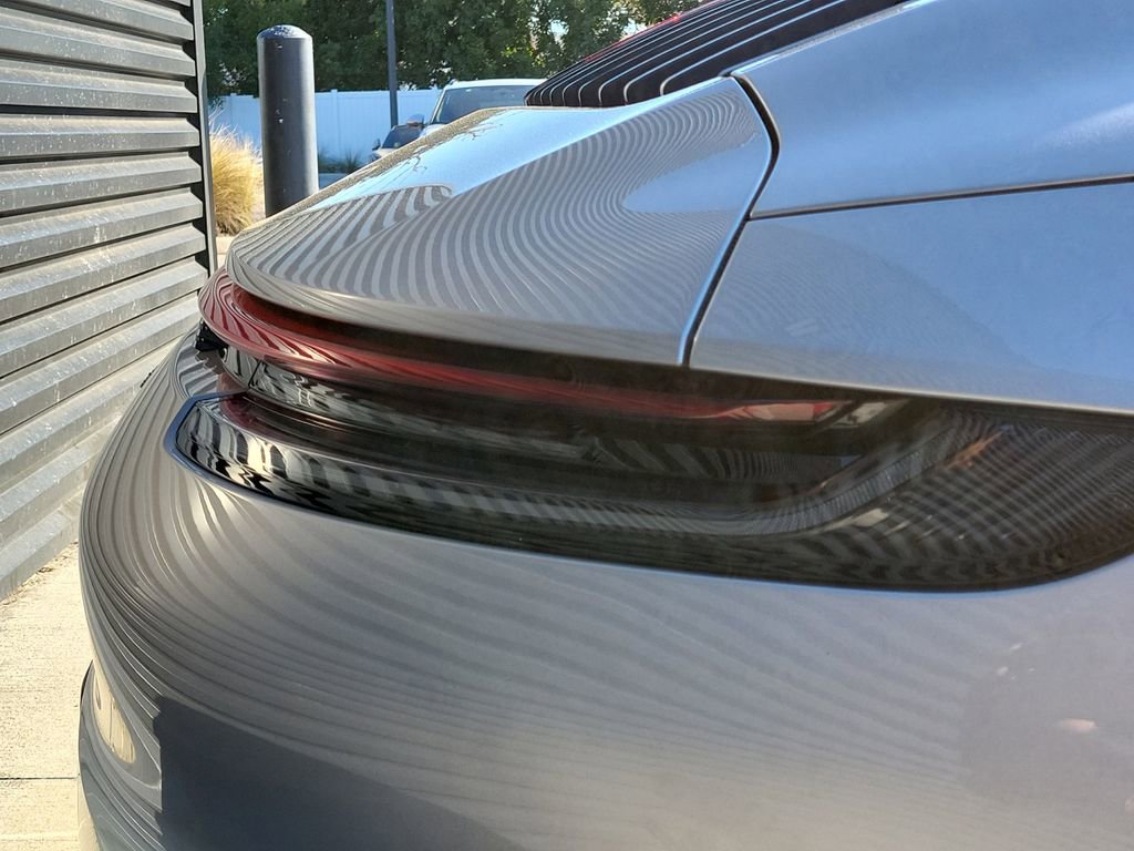 Certified 2022 Porsche 911 Carrera 4 image 16