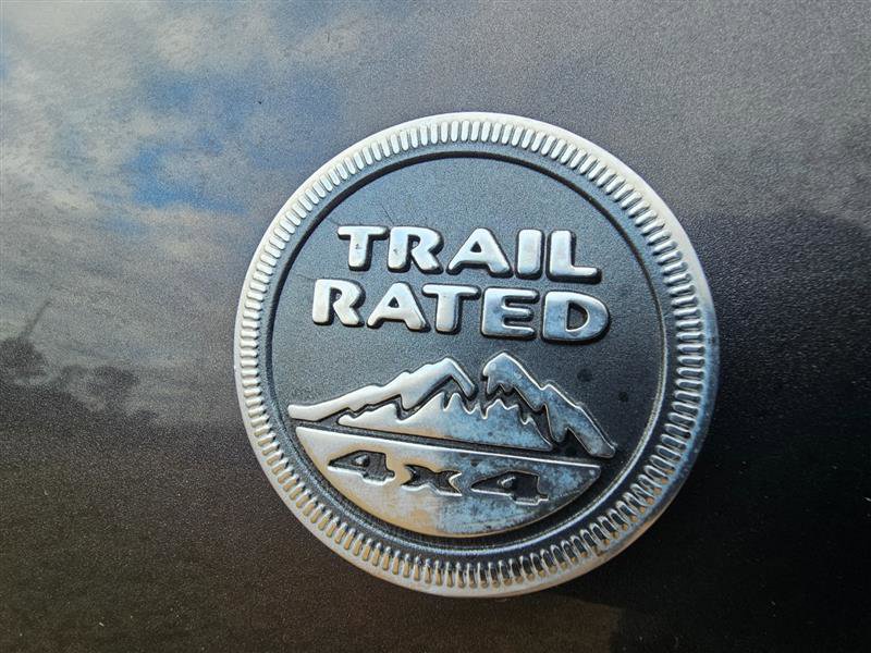 Used 2014 Jeep Grand Cherokee Limited AWD/4WD image 22