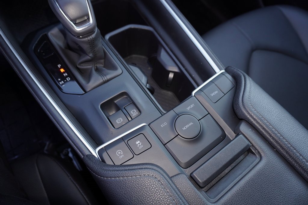 Certified 2025 Toyota Grand Highlander FWD image 18