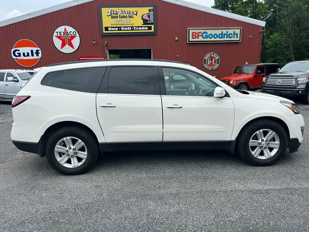 Used 2013 Chevrolet Traverse LT AWD/4WD image 2