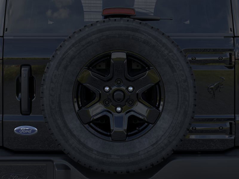 New 2025 Ford Bronco Outer Banks w/ Black Appearance Package image 49